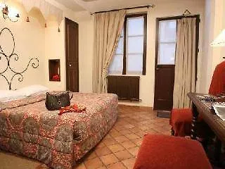 פריז Castex Hotel
