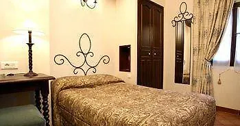 פריז Castex Hotel